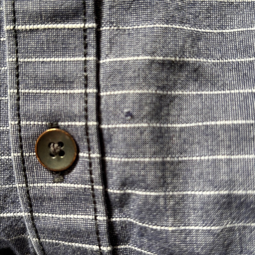 Kenneth Cole Reaction Men's Button-Front Shirt — Large, Blue Stripe, 100% Cotton - Picture 4 of 4